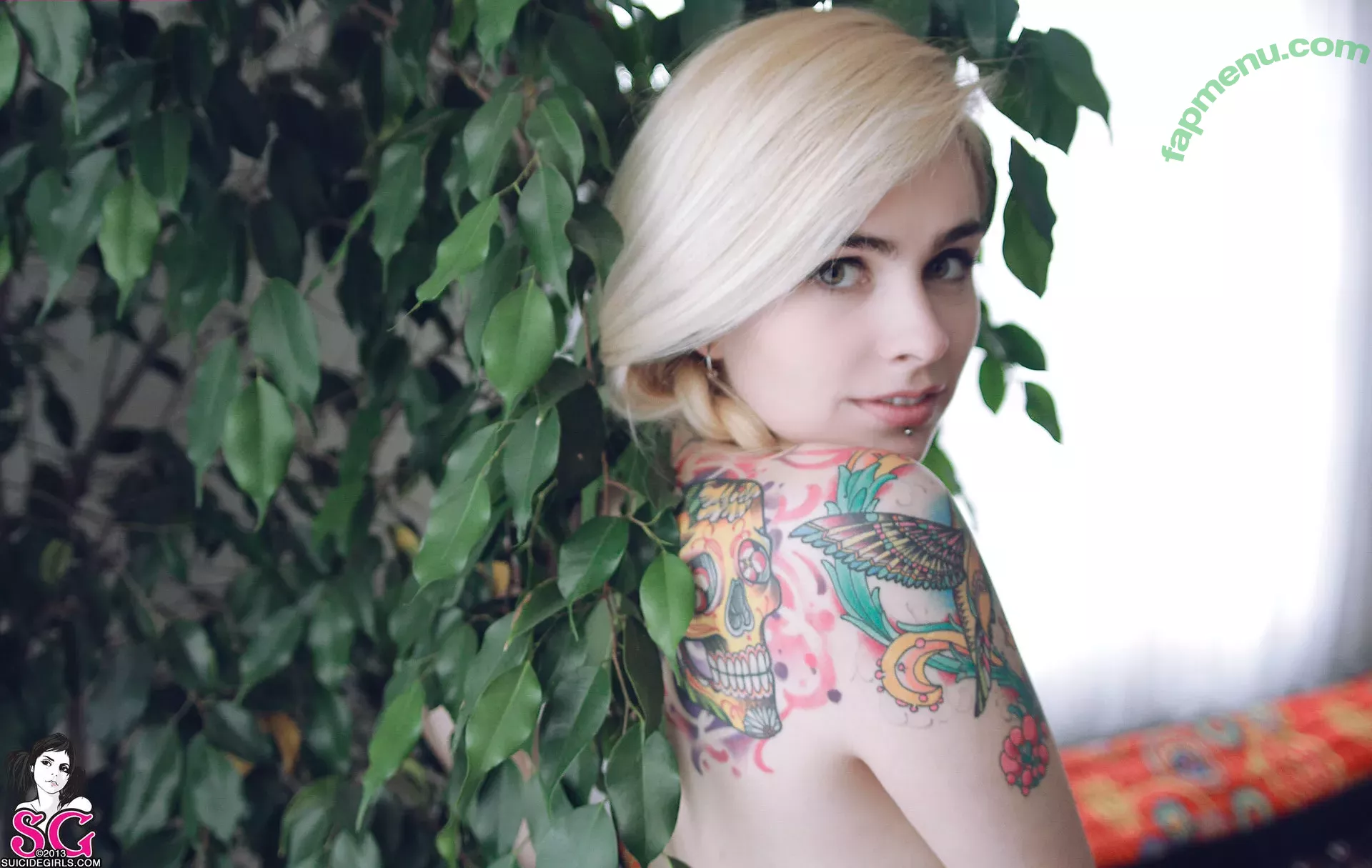 Paloma nude photo #0015 (notpaloma / palomasuicide)