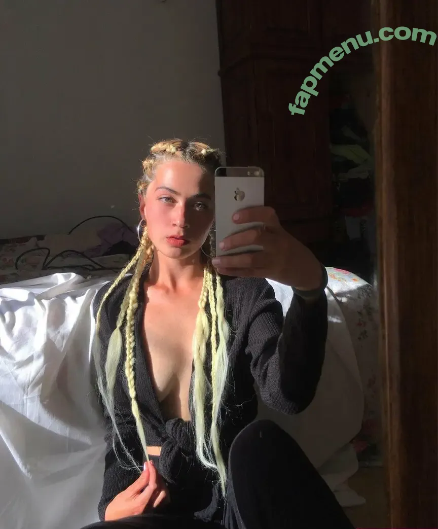 Palomarcia nude photo #0011 (Palomarcia)