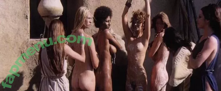 Pam Grier nude photo #0021 (fayejackson419 / pamrier)