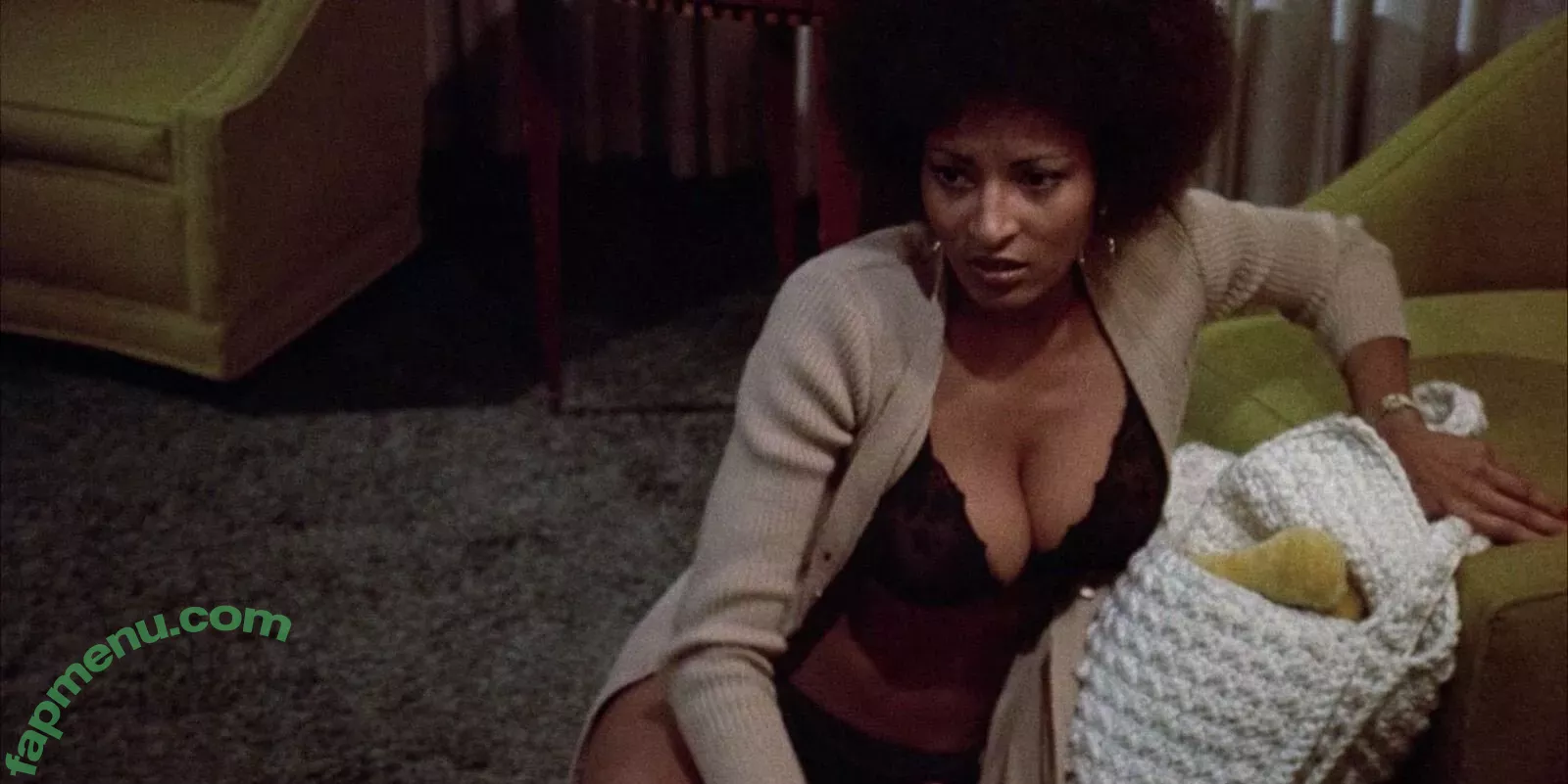 Pam Grier nude photo #0061 (fayejackson419 / pamrier)