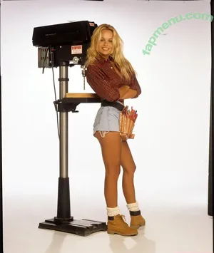 Pamela Anderson / mepamelaanderson / pamelaanderson nude photo #0919