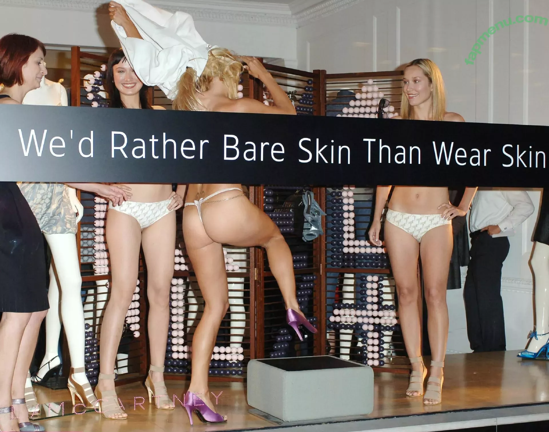 Pamela Anderson nude photo #0298 (mepamelaanderson / pamelaanderson)