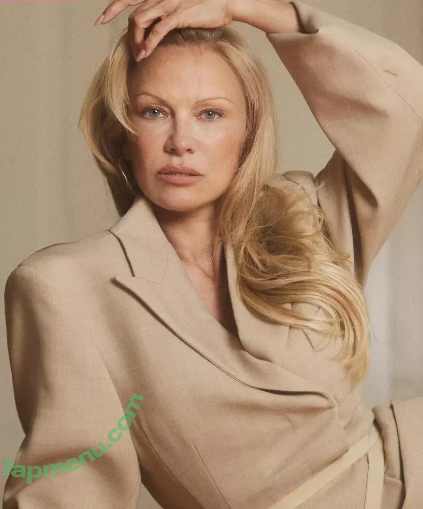 Pamela Anderson nude photo #0388 (pamelaanderson)