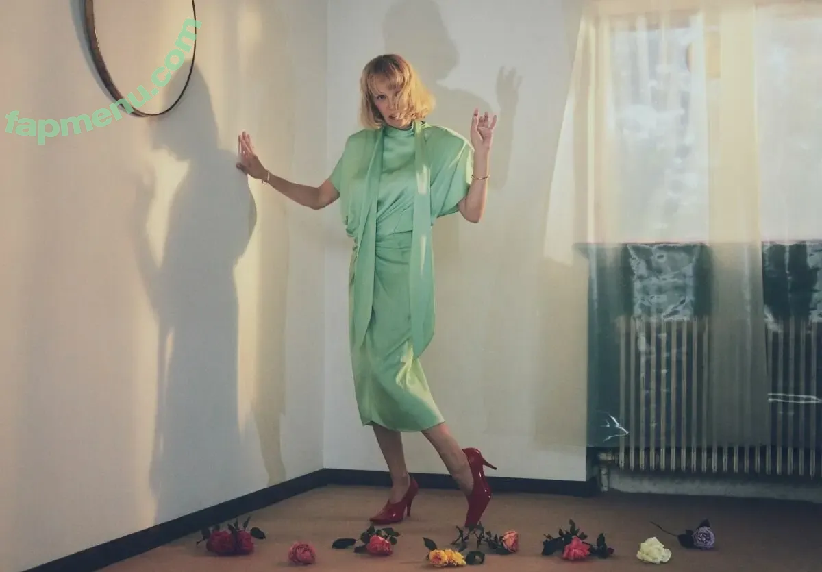 Pamela Anderson nude photo #1101 (mepamelaanderson / pamelaanderson / pamelaandersonfoundation)