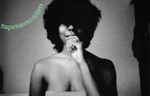  nude photo #0007