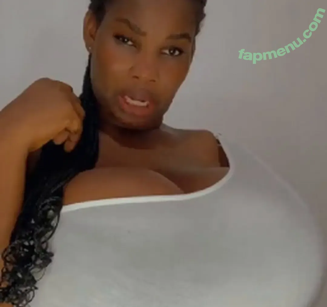 Pamela Odame Watara nude photo #0023 (iamnaturalpam)