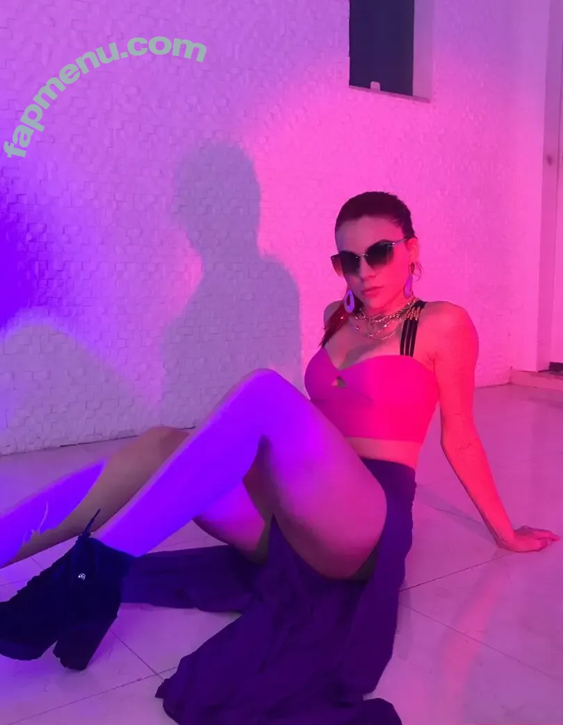 PamellaRibeiro25 nude photo #0045 (PamellaRibeiro25)