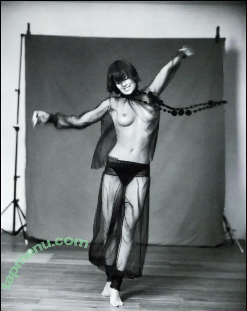 Pandolfi nude photo #0007 (Pandolfi)