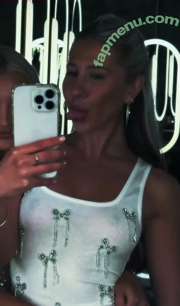 Pandora Bonsor nude photo #0039 (pandorabonsorr)