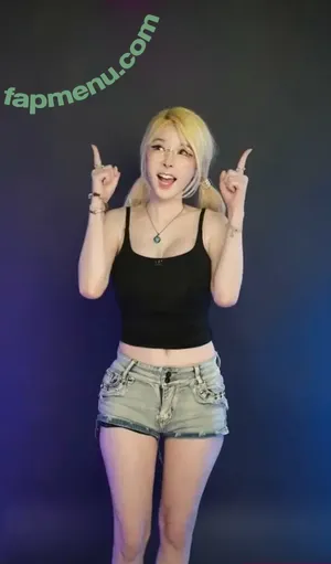 pang3pong / pang3pongsow / pangpond_lek / แป้งสามป๋องซาว nude photo #0258