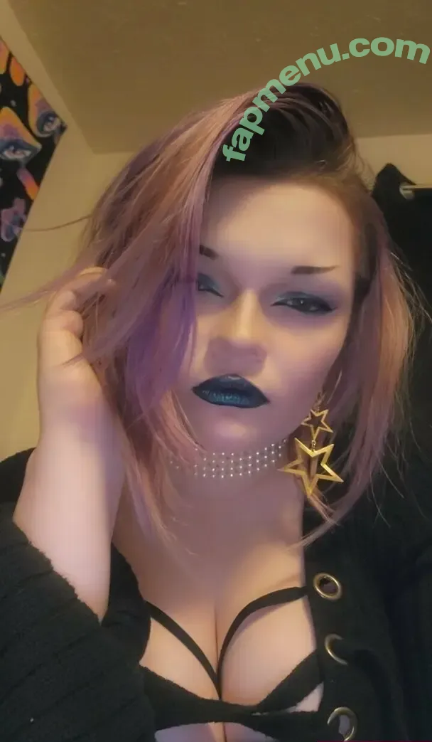 panicked_pixi nude photo #0017 (panickedpixie)