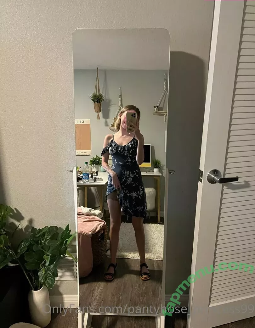 pantyhose_princess99 nude photo #0747 (pantyhose_princess99)