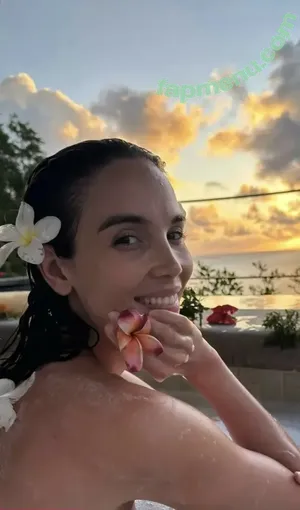 Paola Di Benedetto / paodb nude photo #0074