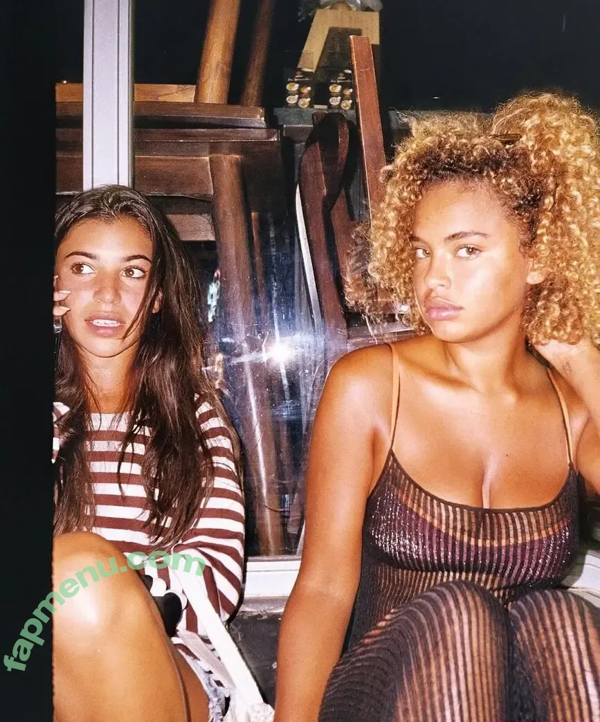 Paola Locatelli nude photo #0478 (Paola Lct / paolalct)