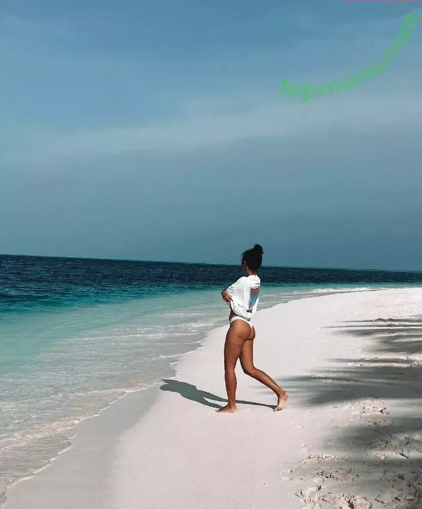 Paola Maria nude photo #0085 (paola / paola.mar1a)