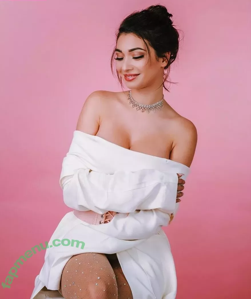 Paola Maria nude photo #0099 (paola / paola.mar1a)