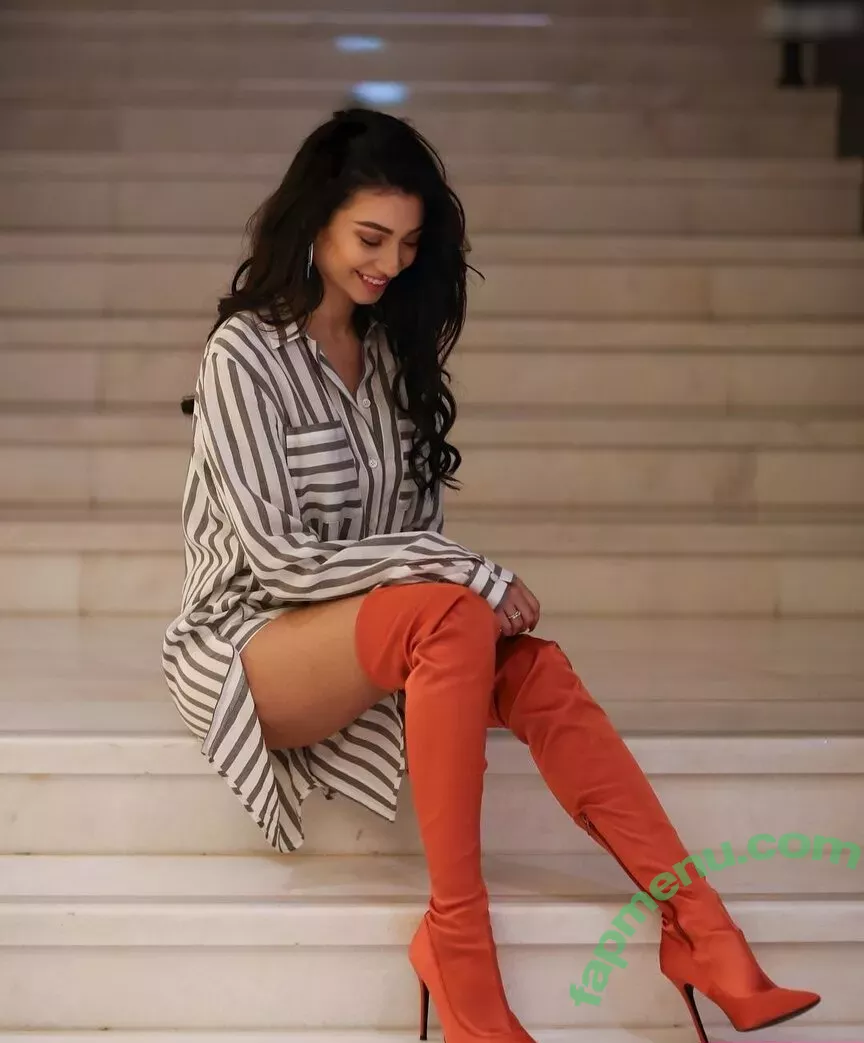 Paola Maria nude photo #0109 (paola / paola.mar1a)