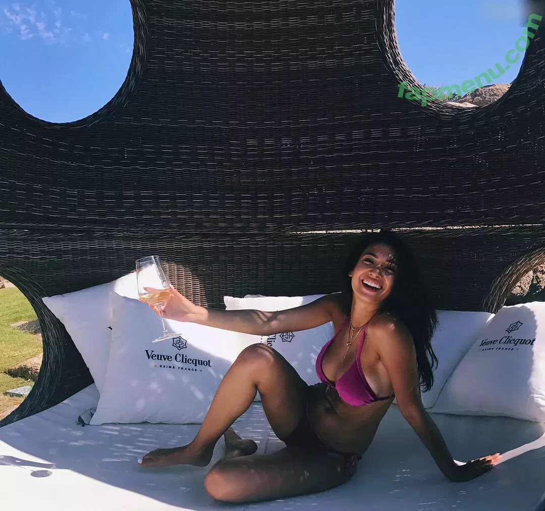 Paola Maria nude photo #0199 (paola / paola.mar1a)