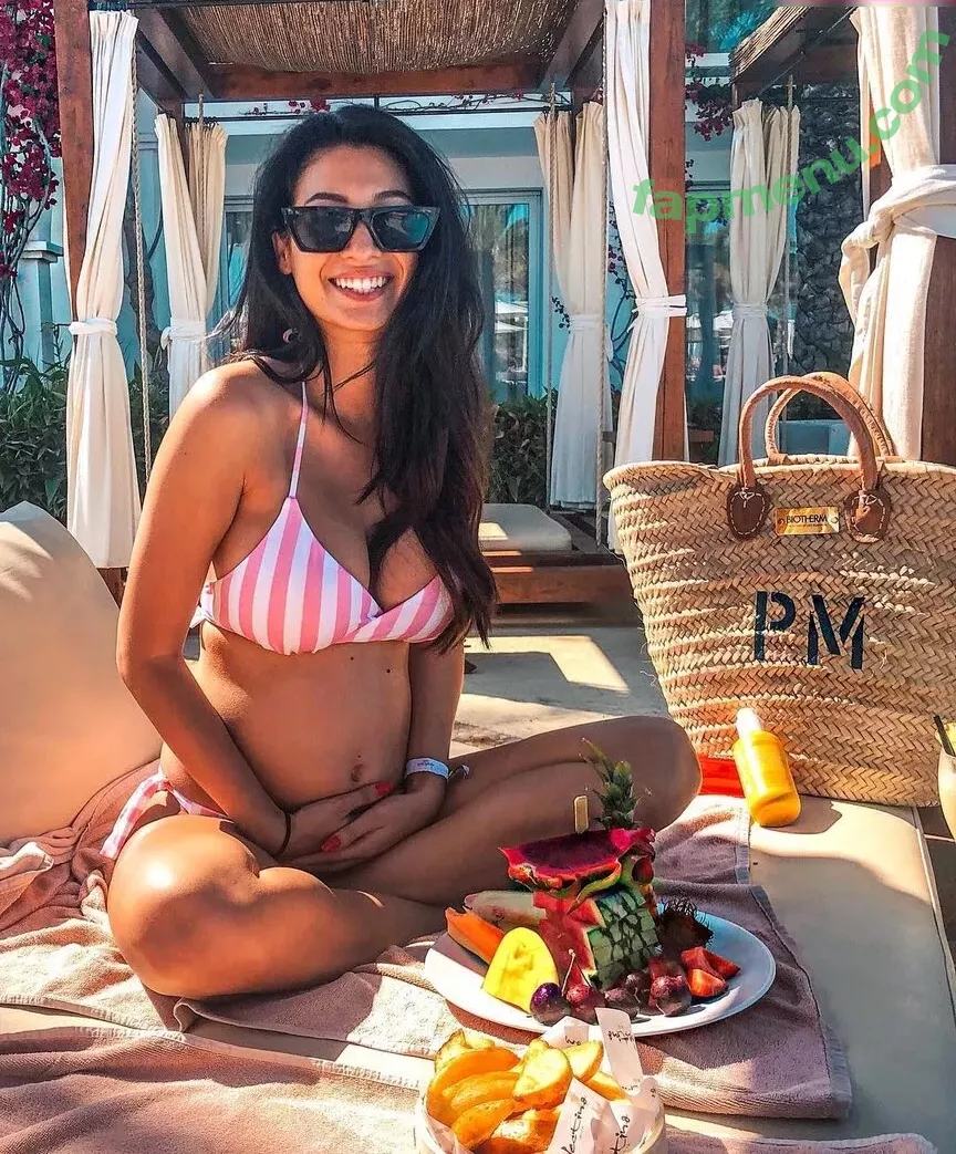 Paola Maria nude photo #0215 (paola / paola.mar1a)