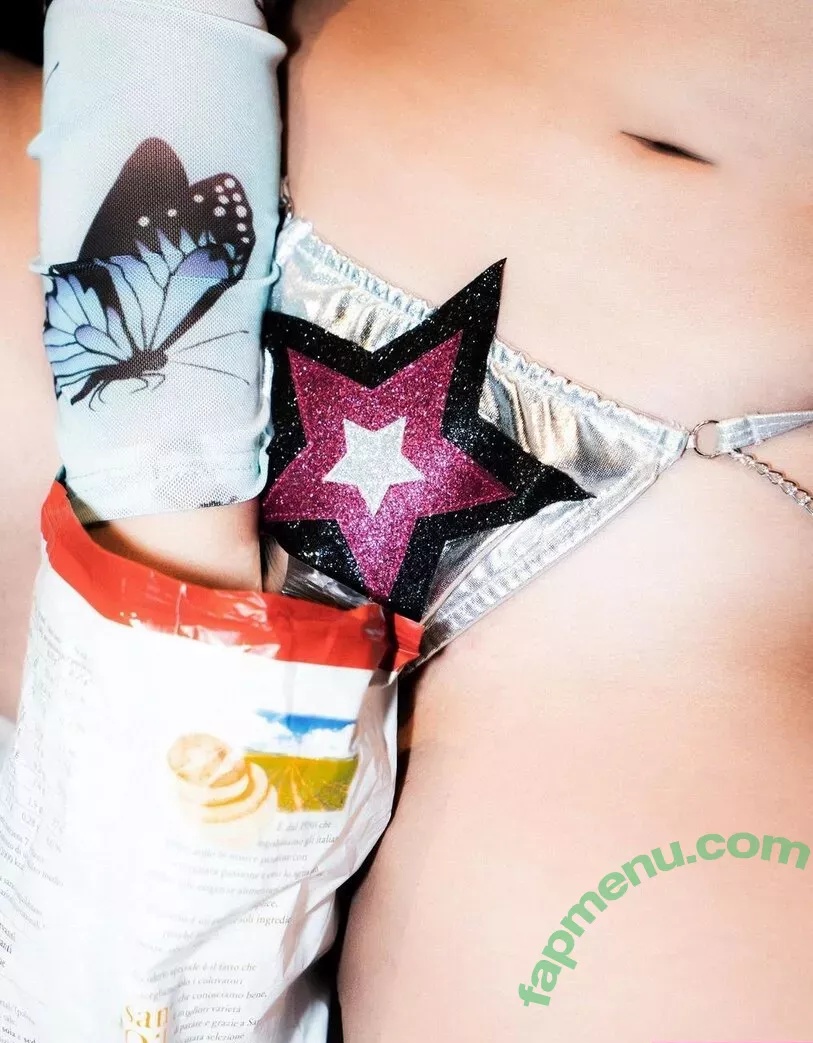 Paola Saulino nude photo #0214 (paolasaulino / paolinasaulino)