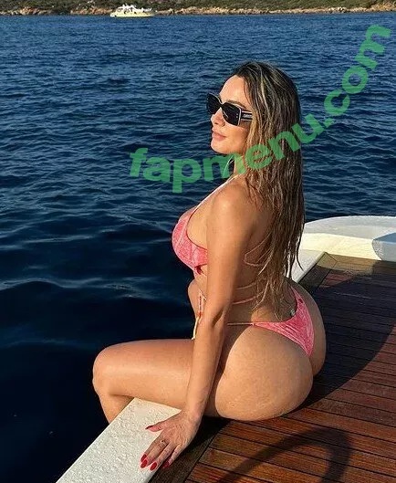 Paola Saulino nude photo #0287 (paolasaulino / paolinasaulino)