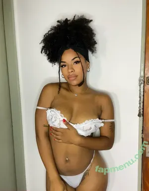 paolaaxo / Paolagomezxo / paola axo / paola ebony queen nude photo #0022
