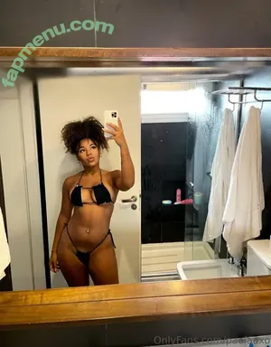 paolaaxo / Paolagomezxo / paola axo / paola ebony queen nude photo #0154