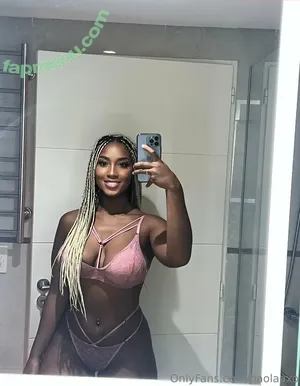 paolaaxo / Paolagomezxo / paola axo / paola ebony queen nude photo #0203