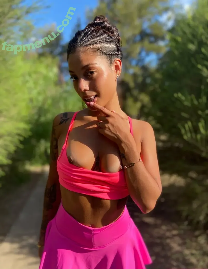paolaxo nude photo #0017 (itsspaolaxo)