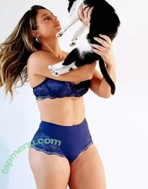 Paolla Oliveira / paollaoliveirareal / paulinhamissbumbum nude photo #1324