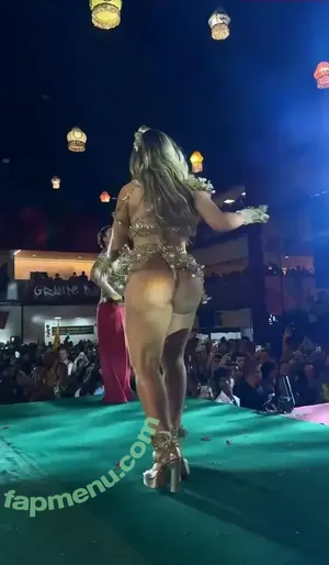 Paolla Oliveira / paollaoliveirareal / paulinhamissbumbum nude photo #1351