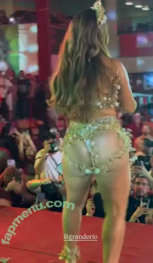Paolla Oliveira / paollaoliveirareal / paulinhamissbumbum nude photo #1354