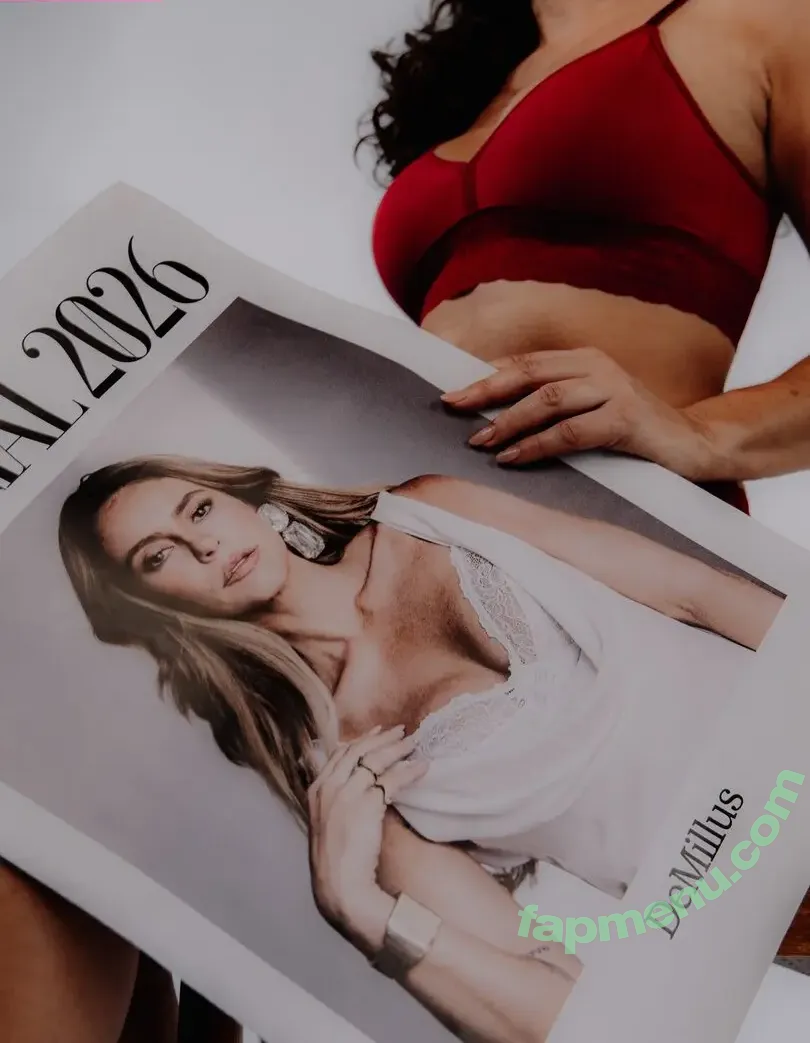 Paolla Oliveira nude photo #1458 (paollaoliveirareal / paulinhamissbumbum)