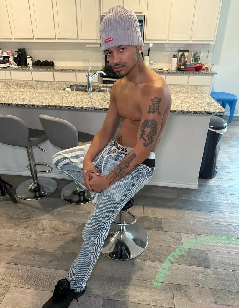 papiversacex nude photo #0028 (papiversace.ent)