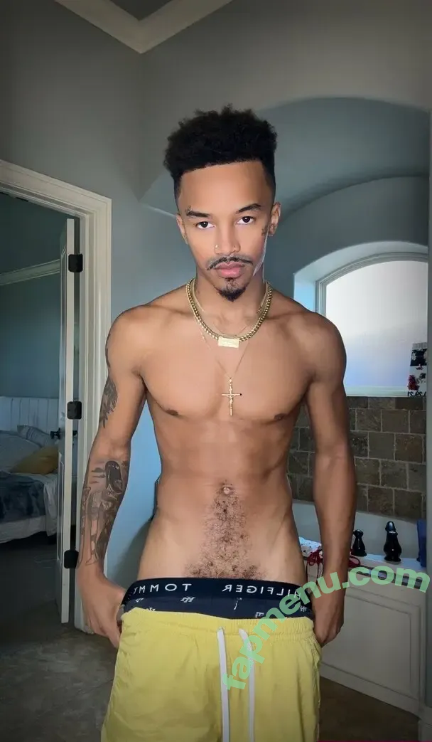 papiversacex nude photo #0062 (papiversace.ent)