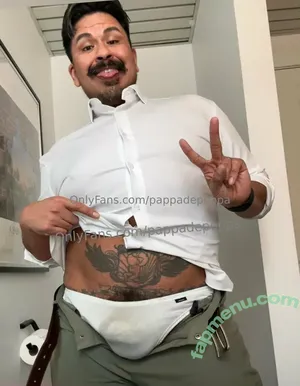 pappadepeppa / pappadeaux nude photo #0007