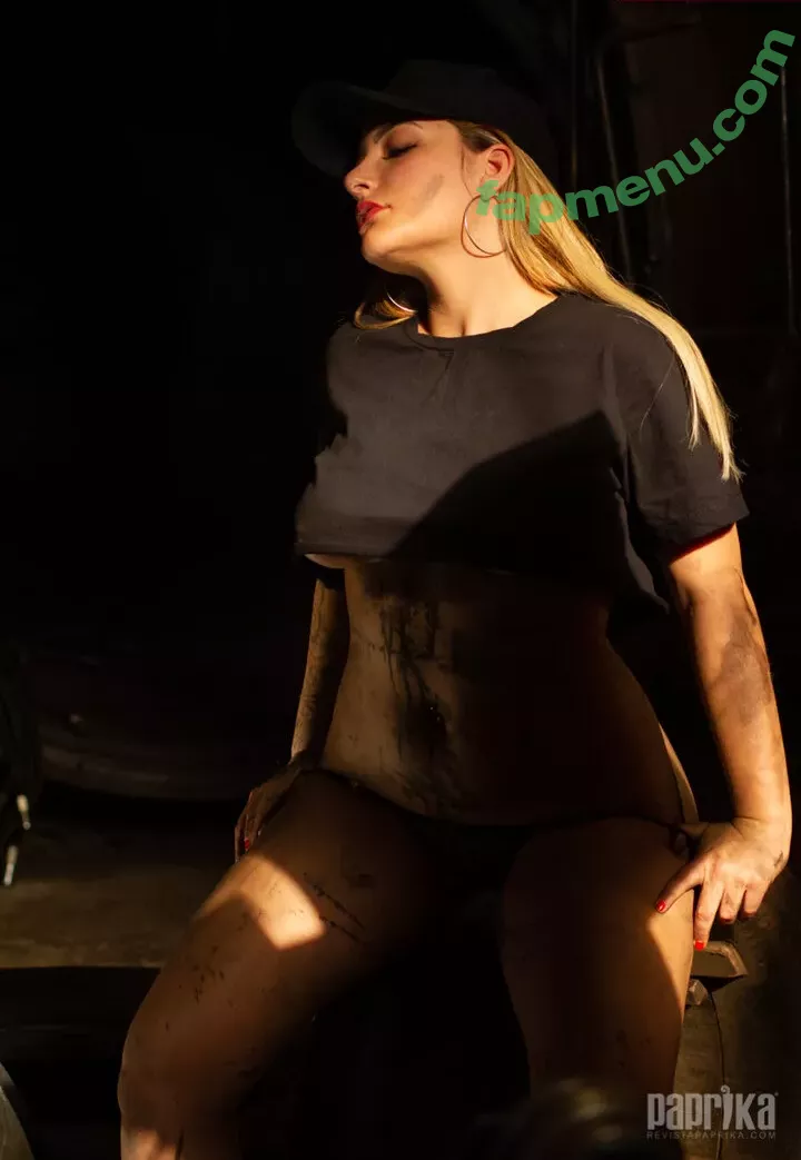 Paprika nude photo #6058 (callherpaprika / ngpaprika)