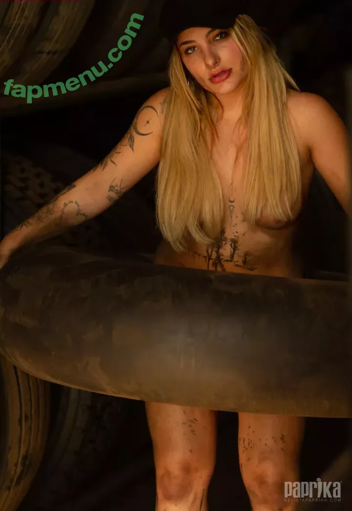 Paprika nude photo #6089 (callherpaprika / ngpaprika)
