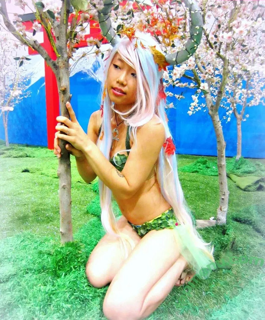 parallaxstella nude photo #0006 (Stella Chung / therealparallaxstella)