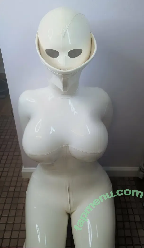 Paralllaxus nude photo #0257 (Rubber Doll)