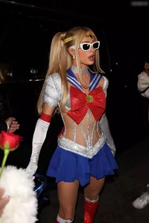 Paris Hilton / parishilton nude photo #1280