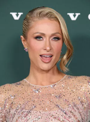 Paris Hilton / parishilton nude photo #1670