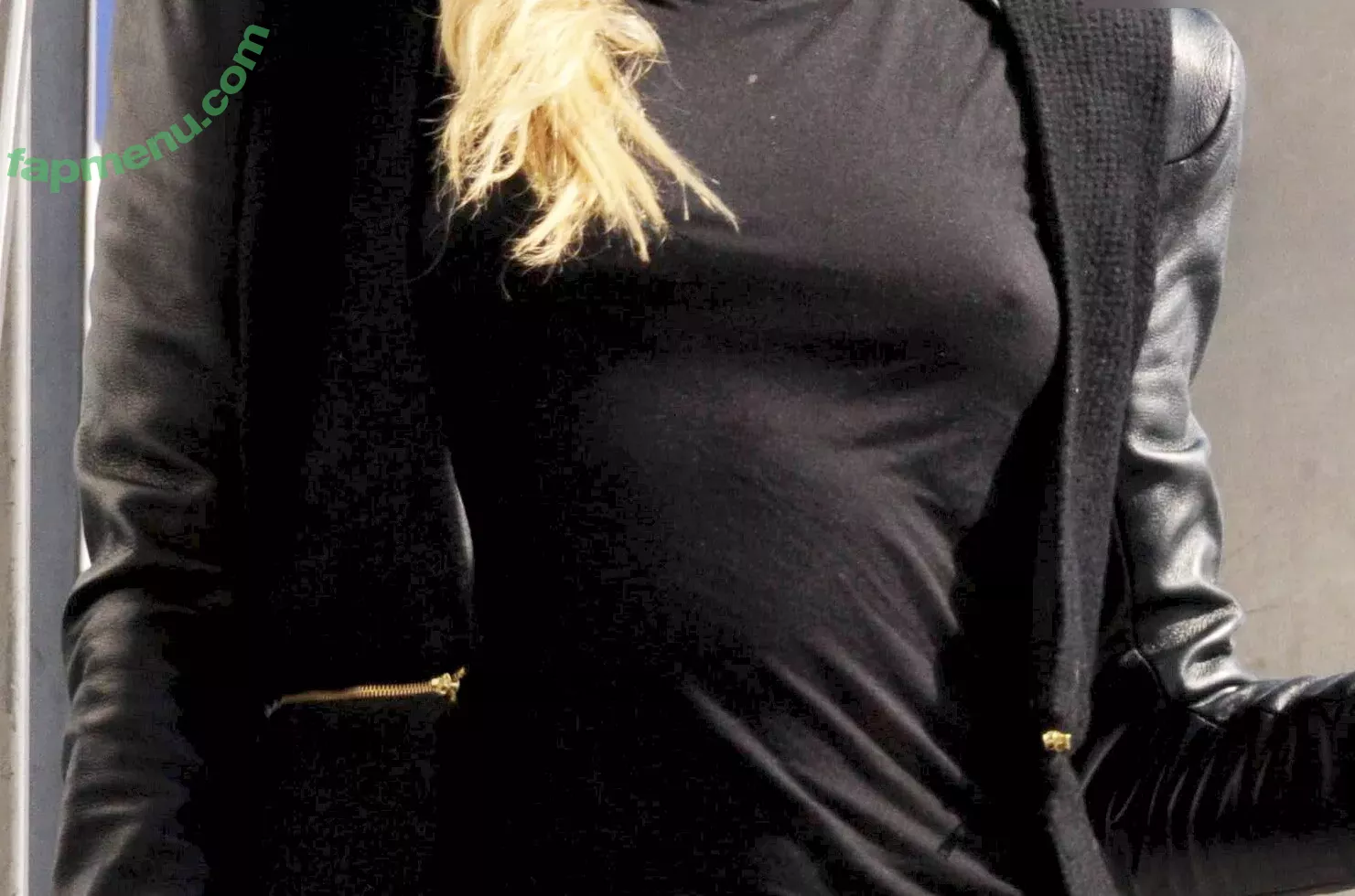 Paris Hilton nude photo #1386 (parishilton)