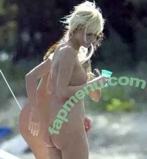 Paris Hilton / parishilton nude photo #2074