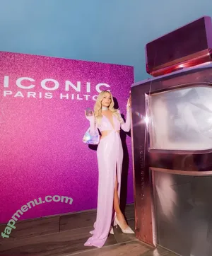 Paris Hilton / parishilton nude photo #2216