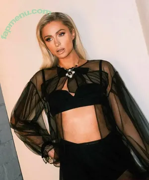 Paris Hilton / parishilton nude photo #2392