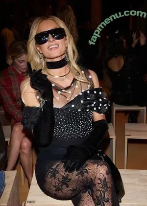 Paris Hilton / parishilton nude photo #2408