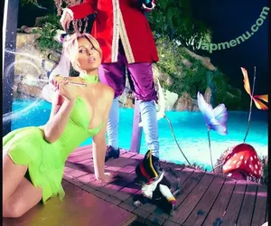 Paris Hilton / parishilton nude photo #2452