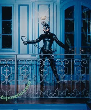 Paris Hilton / parishilton nude photo #2460