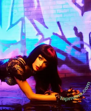 Paris Hilton / parishilton nude photo #2478